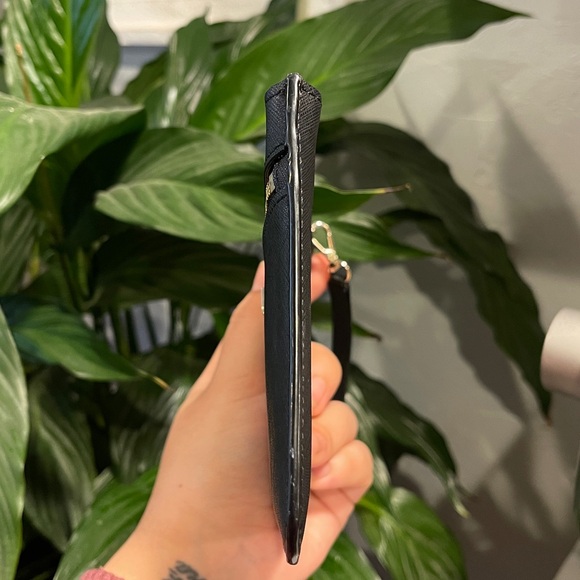 Kate Spade Laurel Way Tinie Black Wristlet - Picture 5 of 10